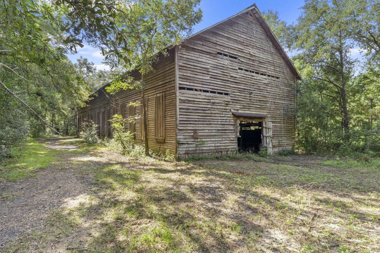 784 Spooner Road - Photo 1