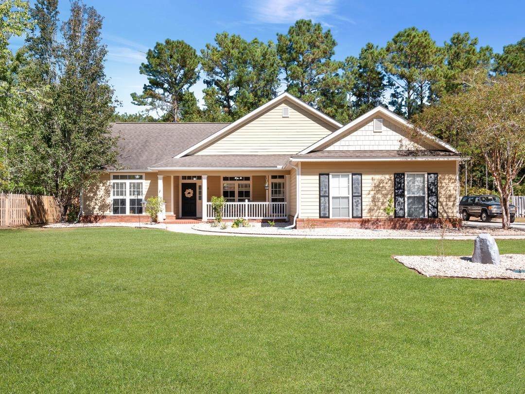66 Violet Lane - Photo 1