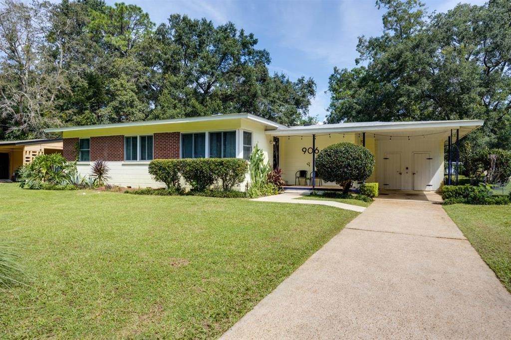 906 Cochran Drive - Photo 1