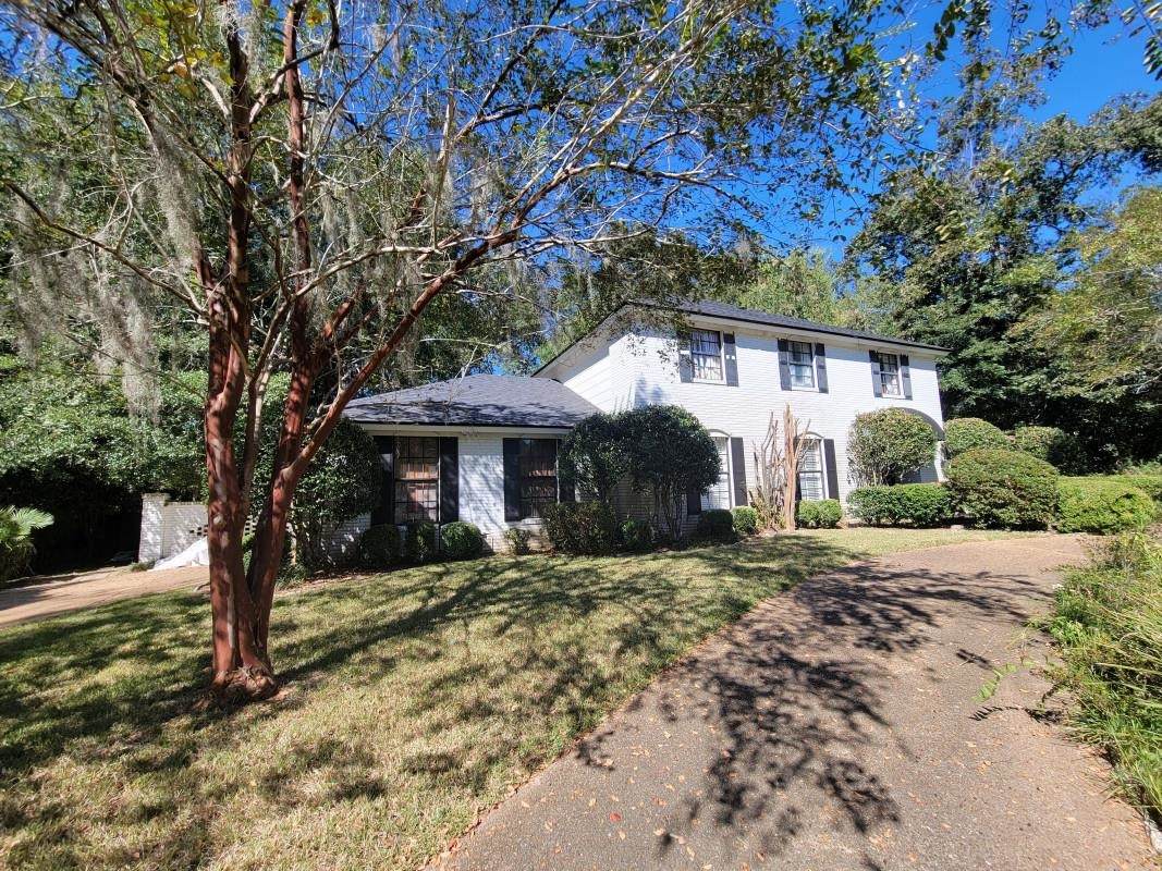 3042 Fermanagh Drive - Photo 1