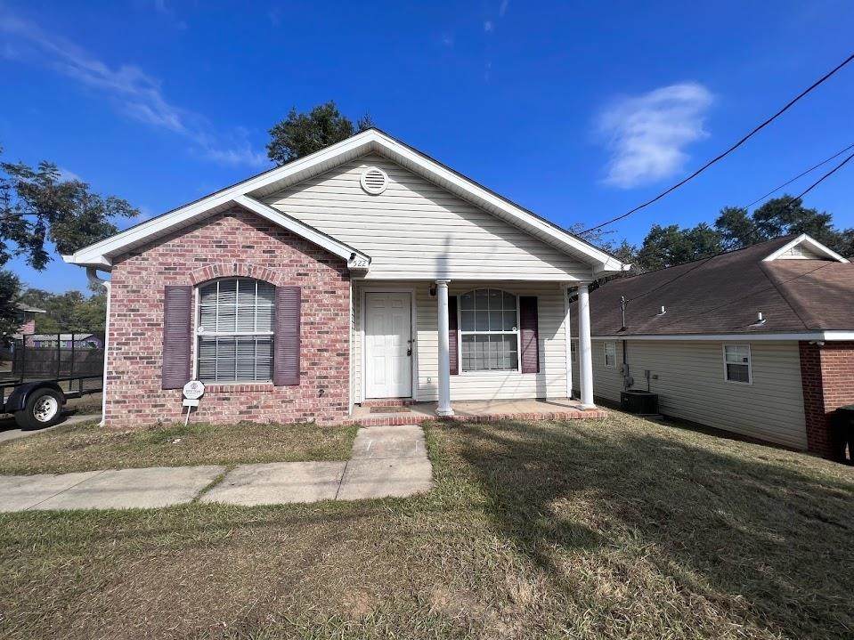 522 Palm Beach Street - Photo 1