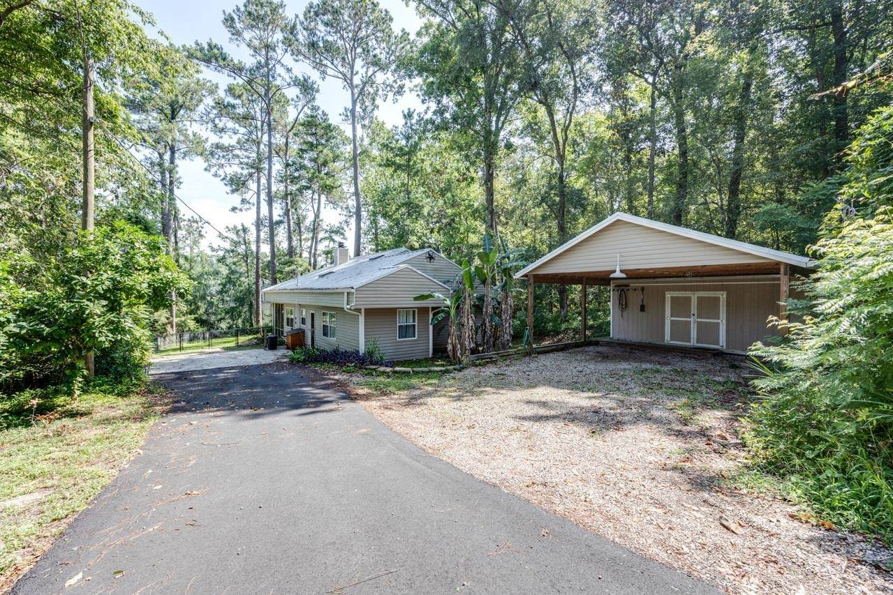 1913 Collins Landing Road - Photo 1