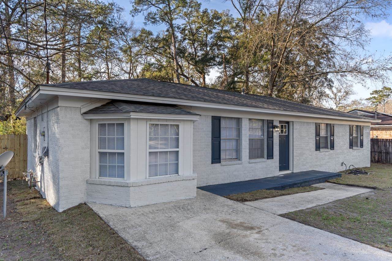 2812 Jim Lee Road - Photo 1