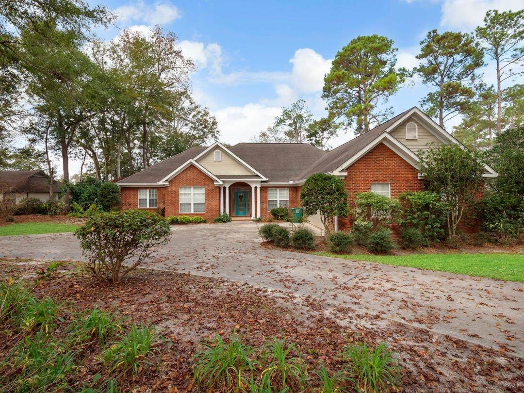 222 Live Oak Lane - Photo 1