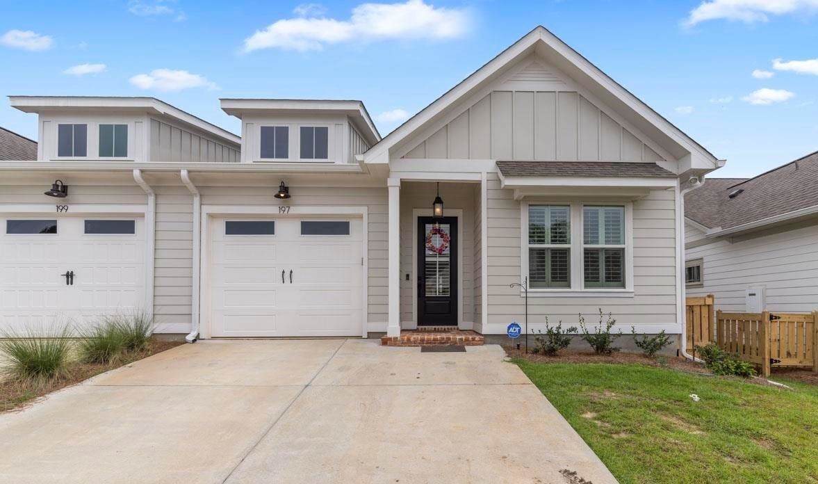 197 Camellia Oaks Avenue - Photo 1
