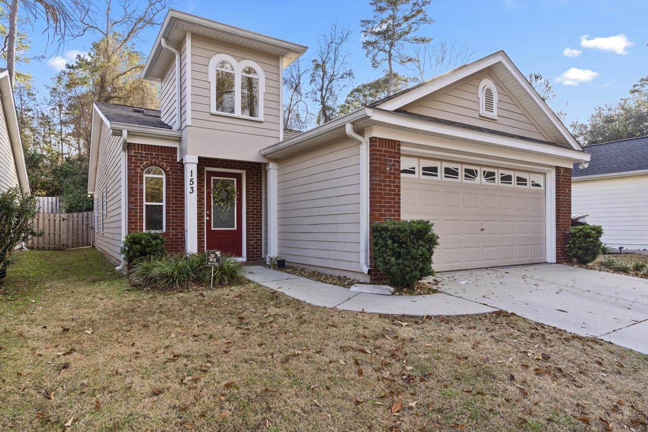 153 Ivernia Loop - Photo 1