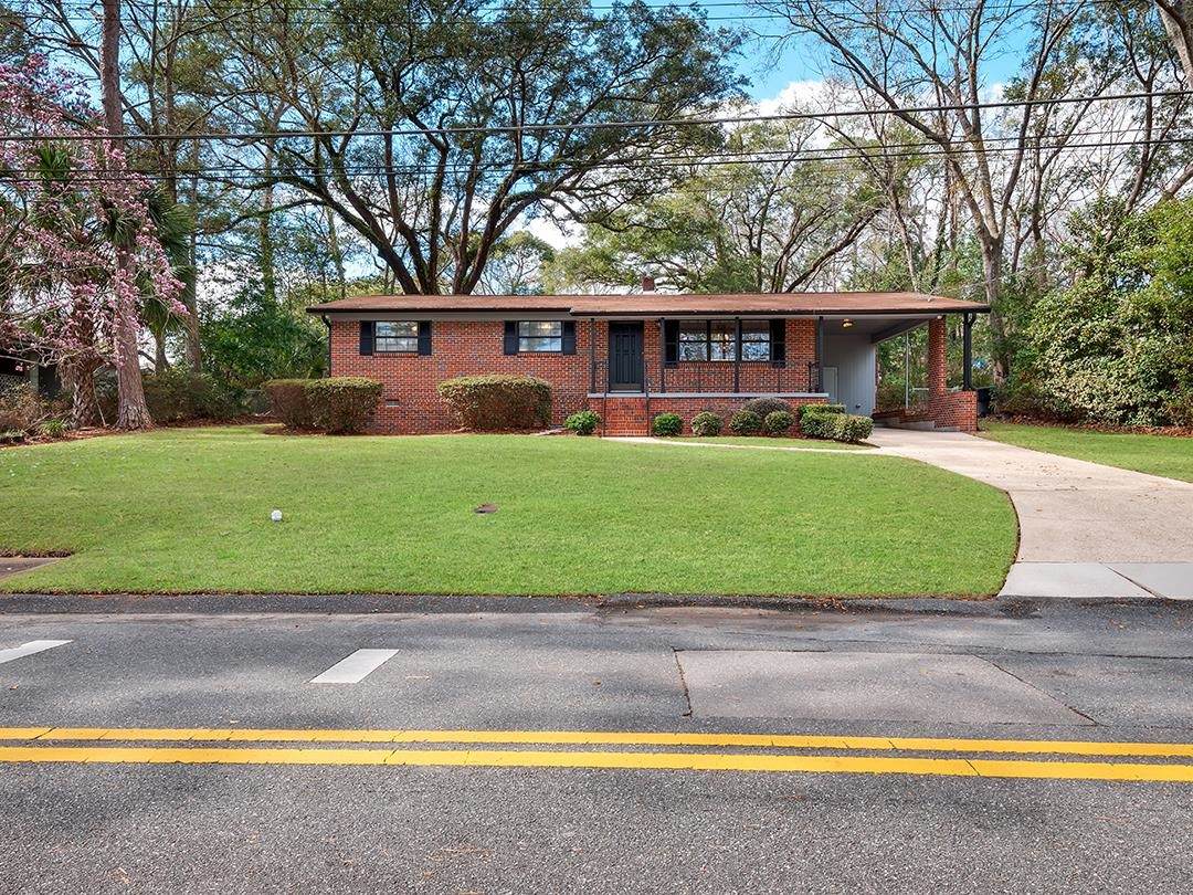 2206 Joyner Drive - Photo 1