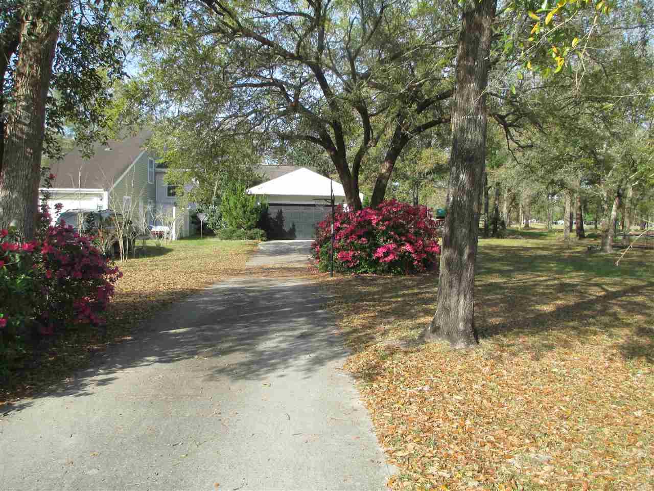 43 Fair Way - Photo 1