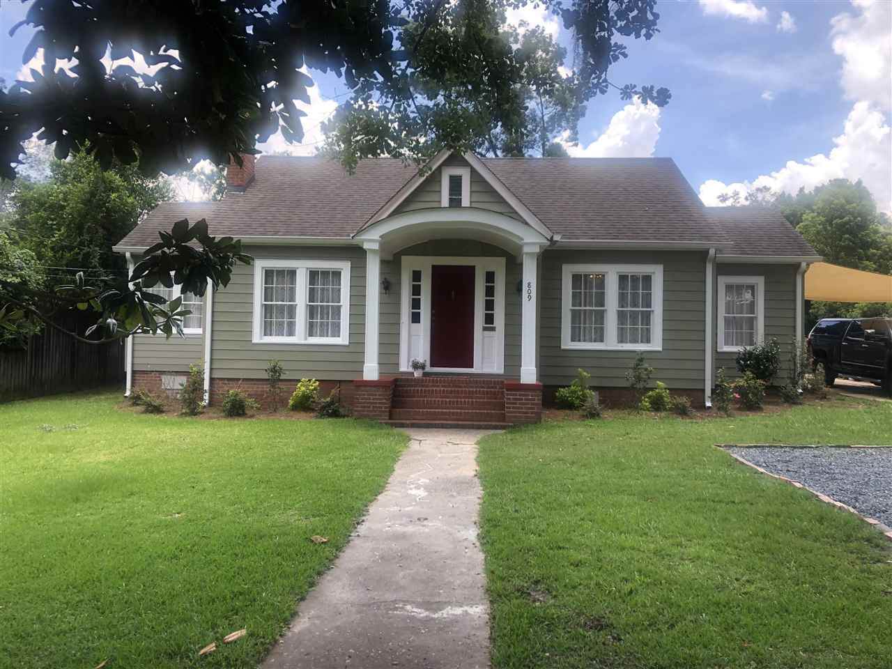 809 6th Avenue - Photo 1