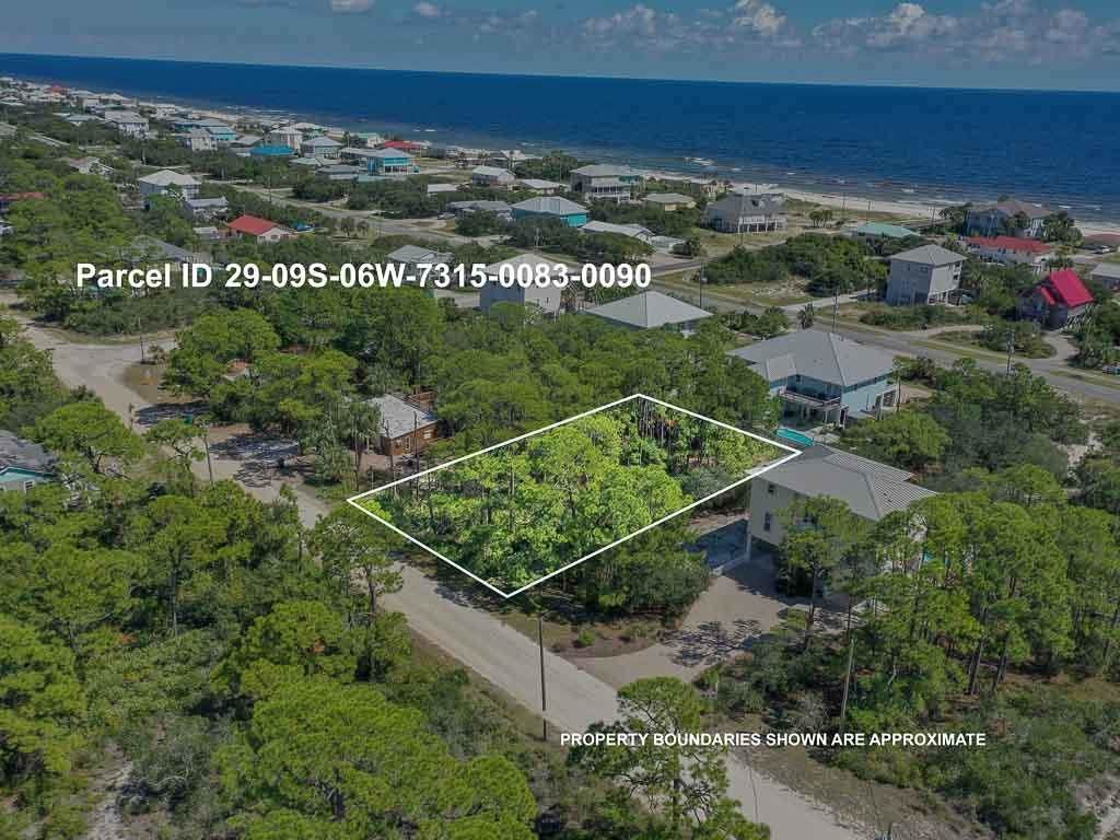 1016 Pine Avenue - Photo 1
