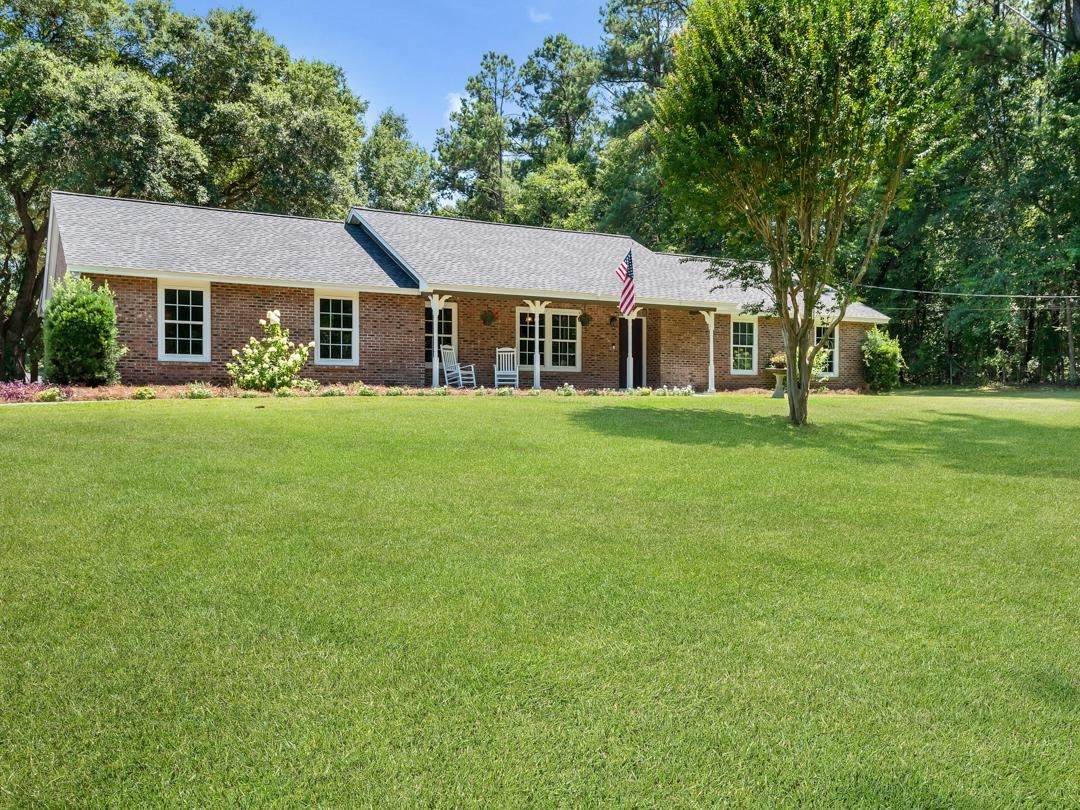 5121 Red Fox Run - Photo 1
