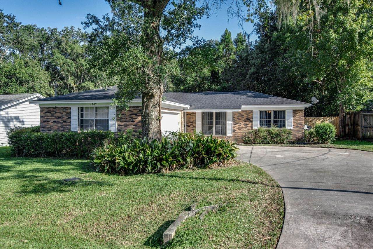 1567 Goodwood Drive - Photo 1