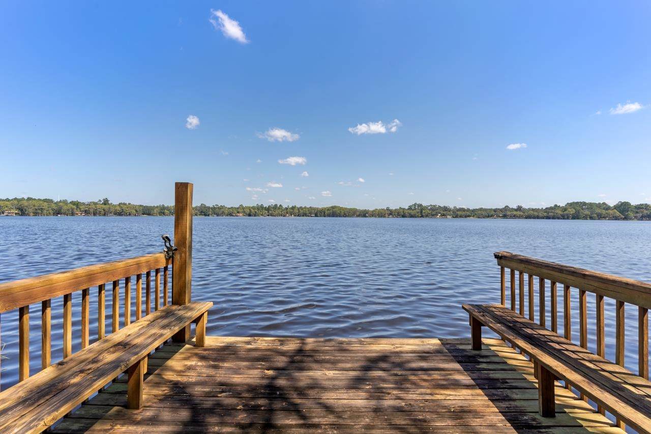 4044 Longleaf Court - Photo 1