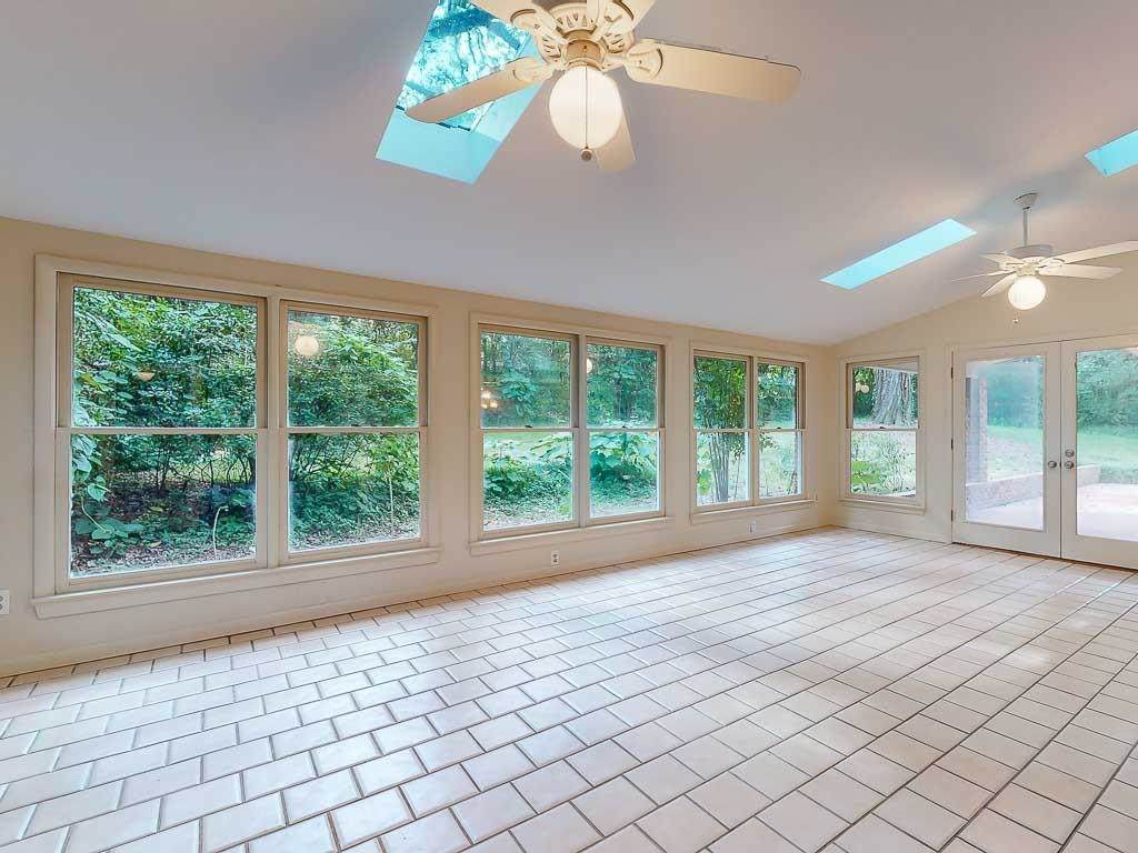 2912 Lasswade Drive - Photo 1