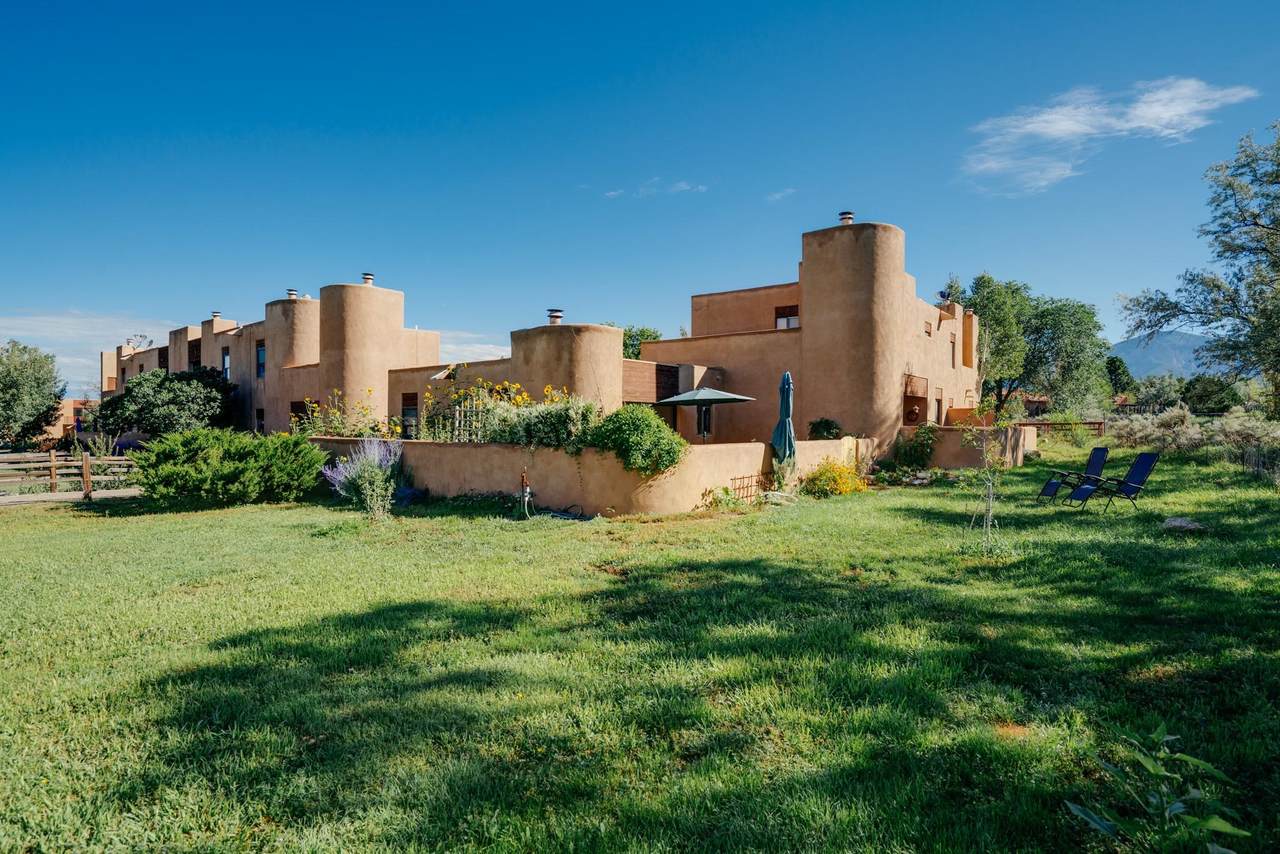 9 Comanche Road - Photo 1