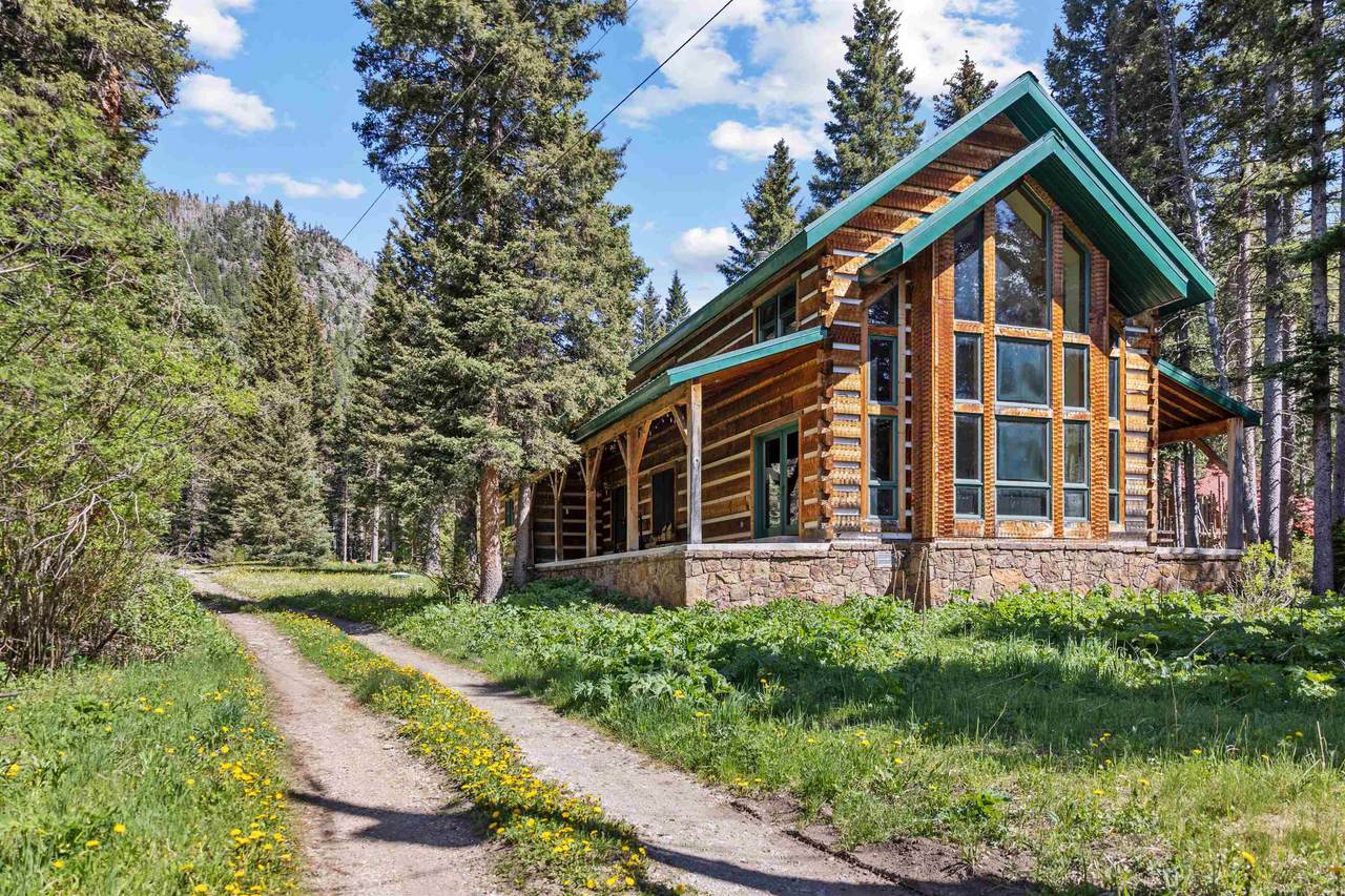 2 Riverside - Photo 1