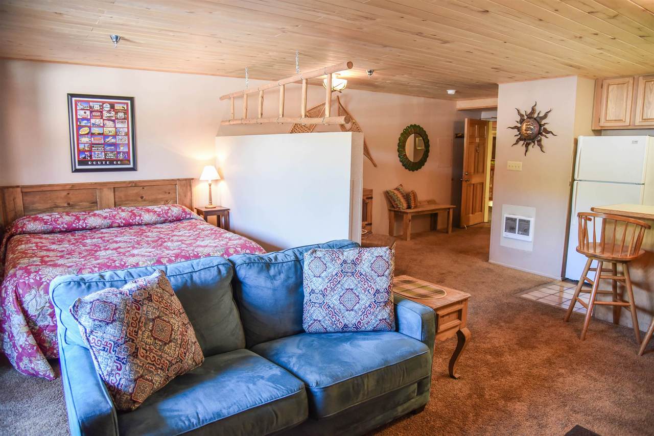 201 Main Unit 120 - Photo 1