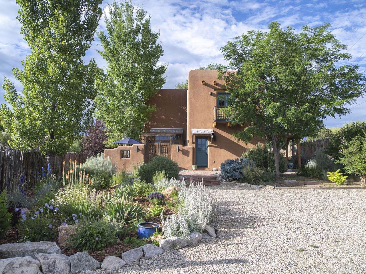 305 Florentina Lane - Photo 1