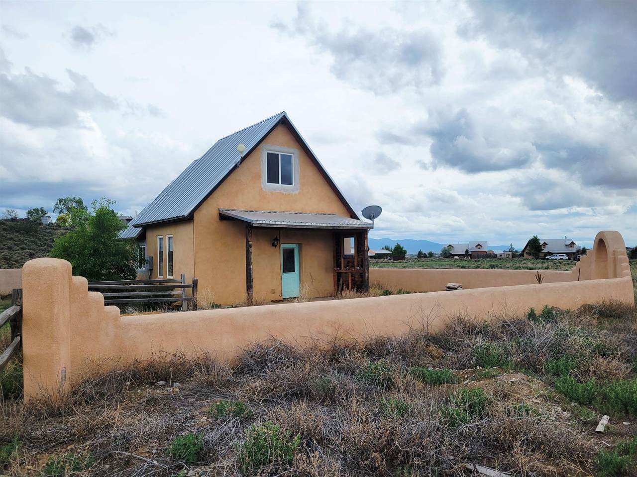 460 Blueberry Hill - Photo 1