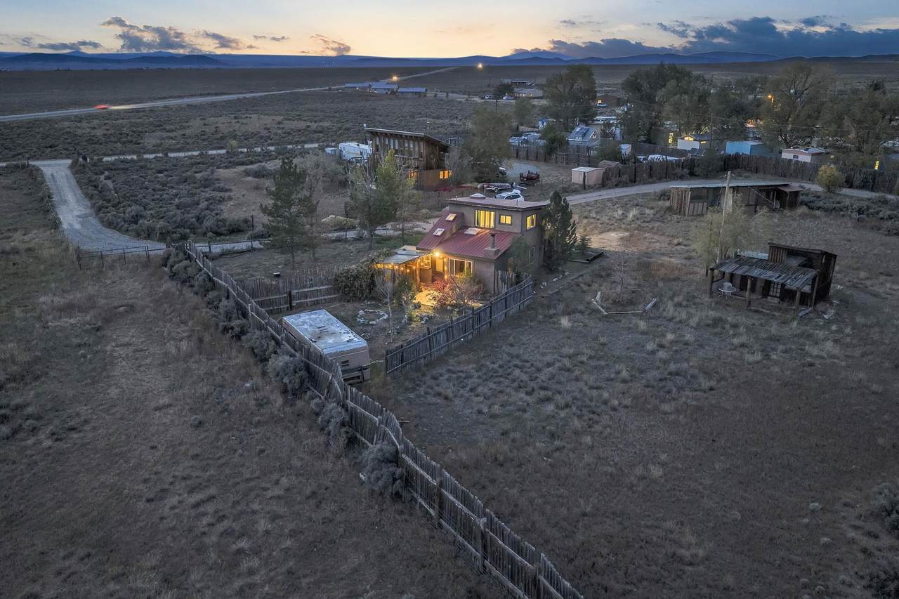 206A Valencia Road - Photo 1