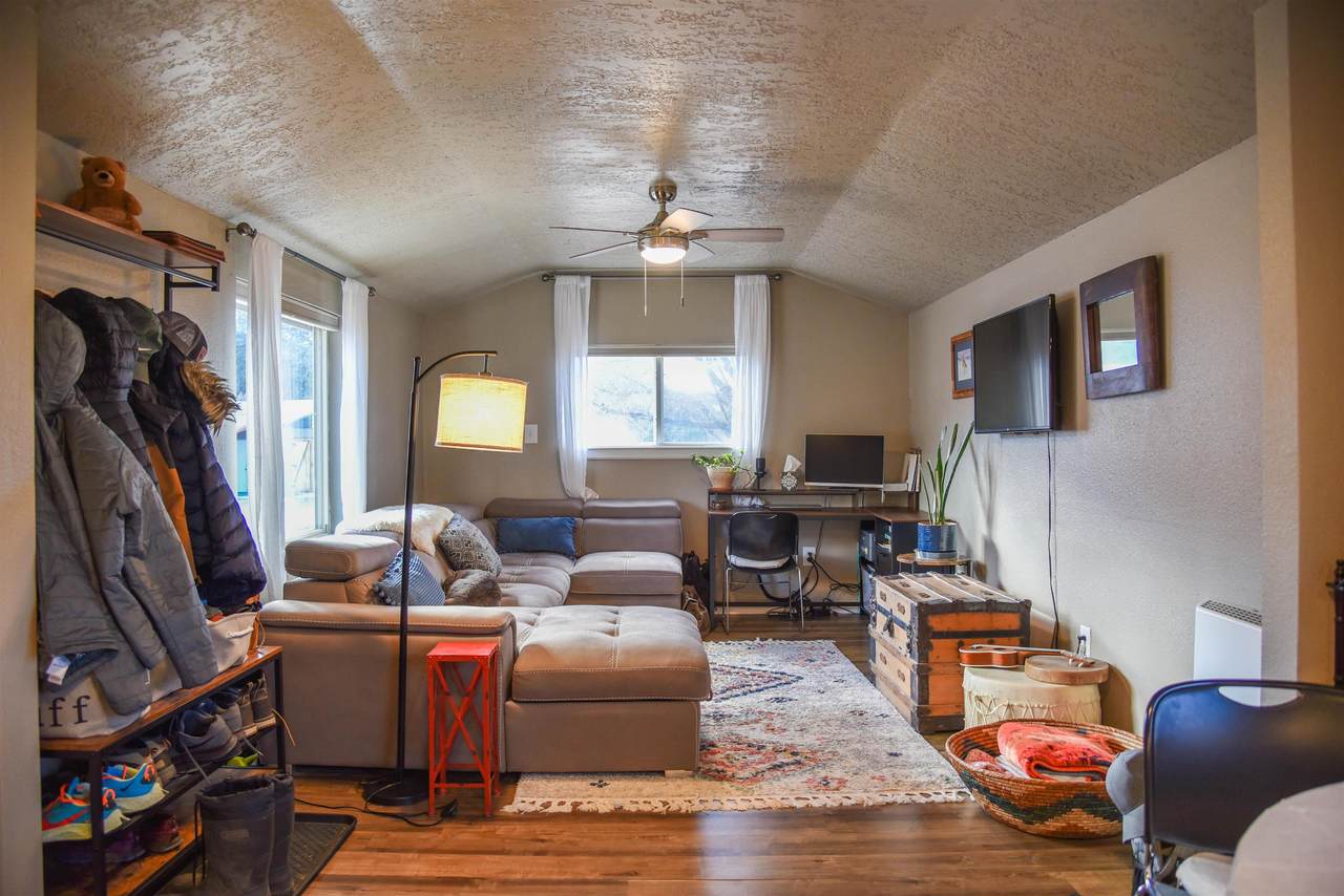 2305 Hwy 522 - Photo 1