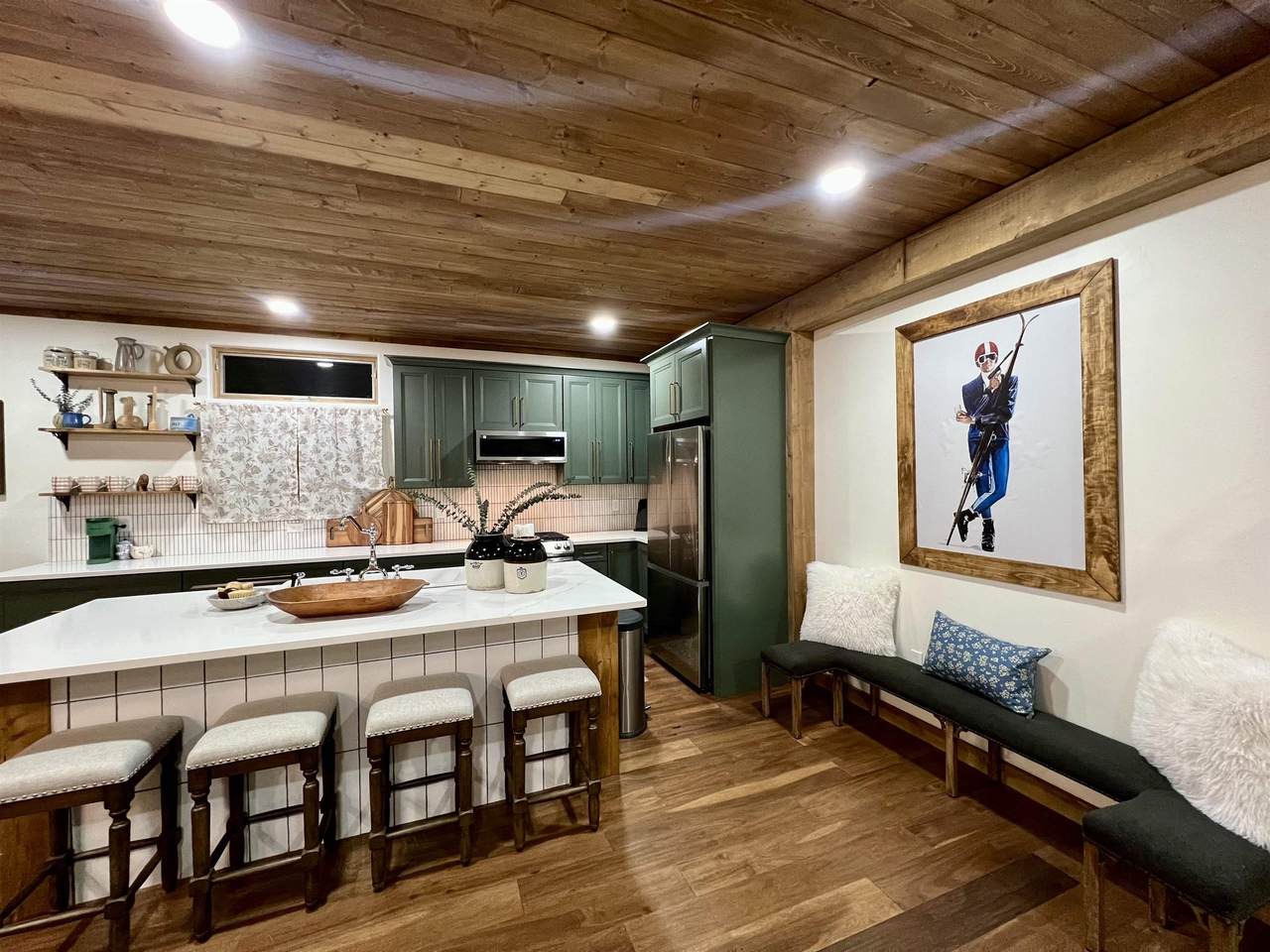 3465 Mountain View Blvd 11D - Photo 1