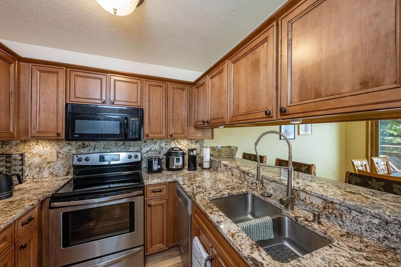 11 Mammoth Mountain Rd 7 - Photo 1