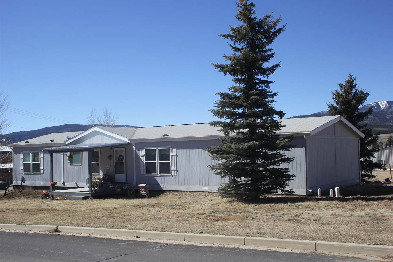 392 Lake Avenue - Photo 1