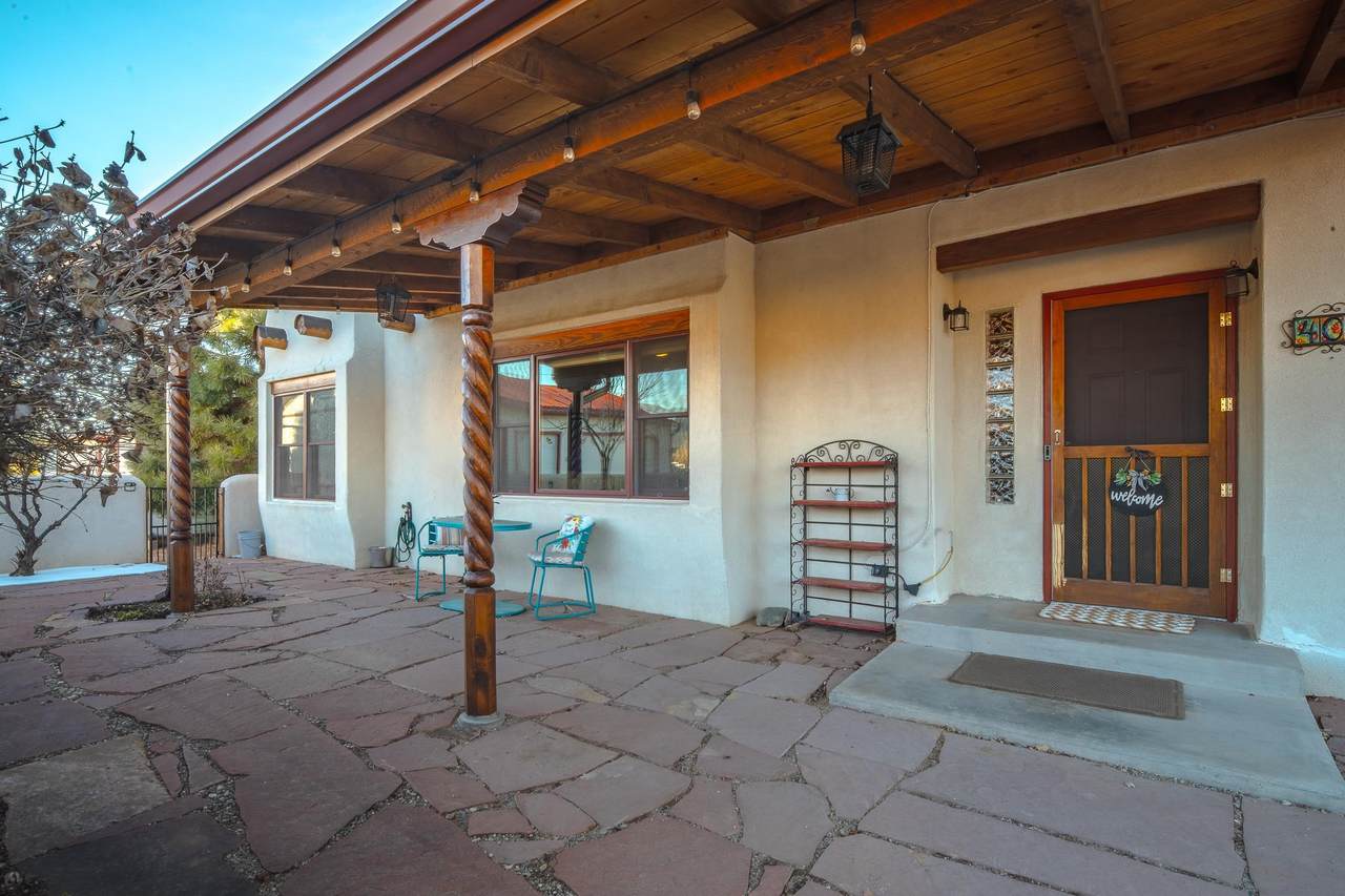400 Hondo Seco Road - Photo 1