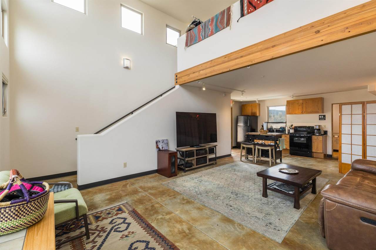 204 Bendix Drive - Photo 1