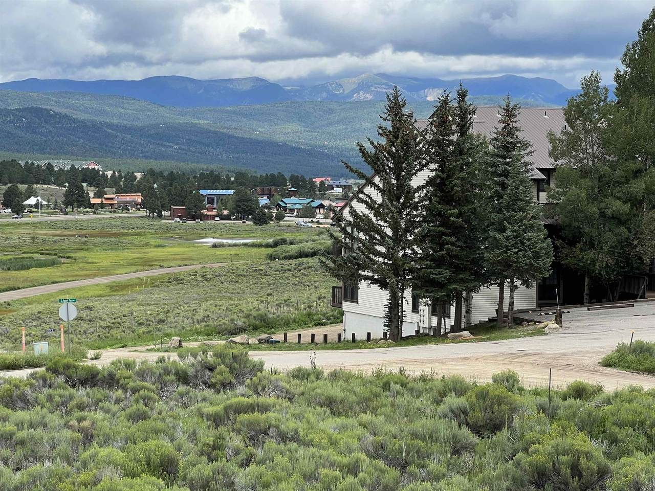 https://bt-photos.global.ssl.fastly.net/taos/1280_boomver_1_114921-2.jpg