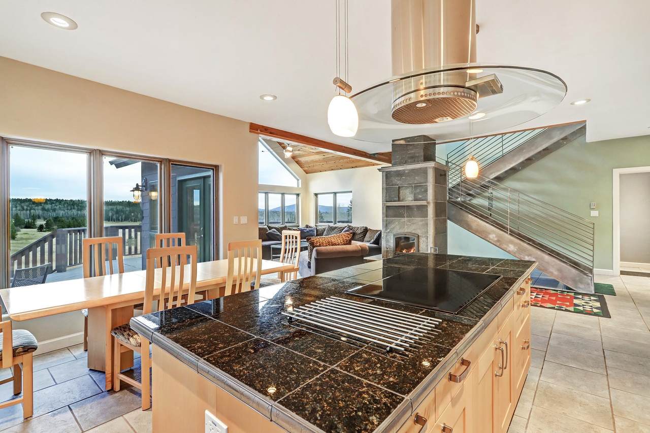 19 Panorama Pl - Photo 1
