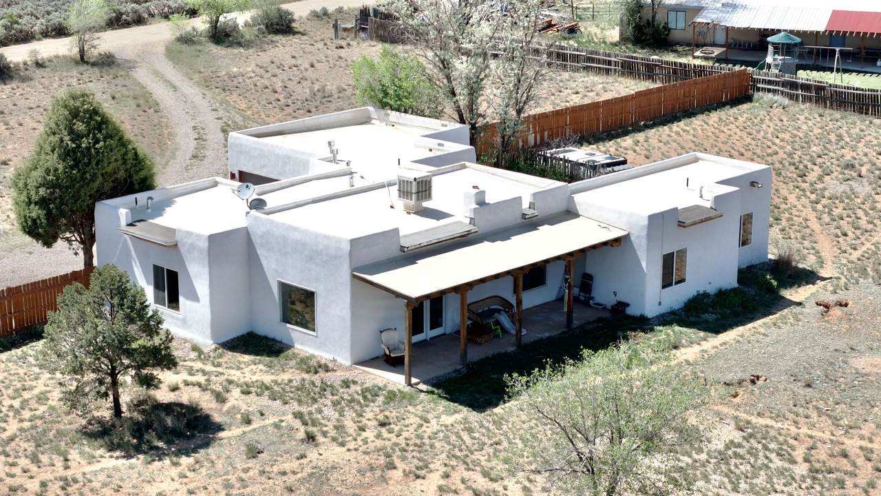 233 Calle Vista - Photo 1