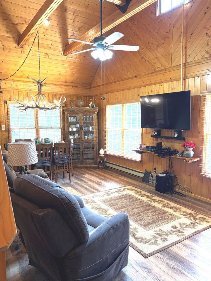 https://bt-photos.global.ssl.fastly.net/taos/1280_boomver_1_114996-2.jpg