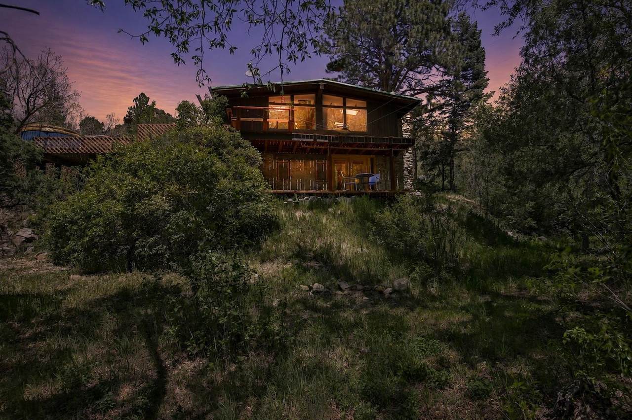 443 Cabresto Creek Road - Photo 1