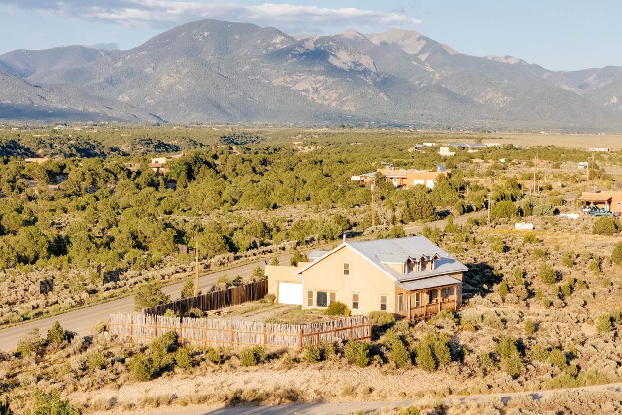 2 Mesa Sea Rd - Photo 1