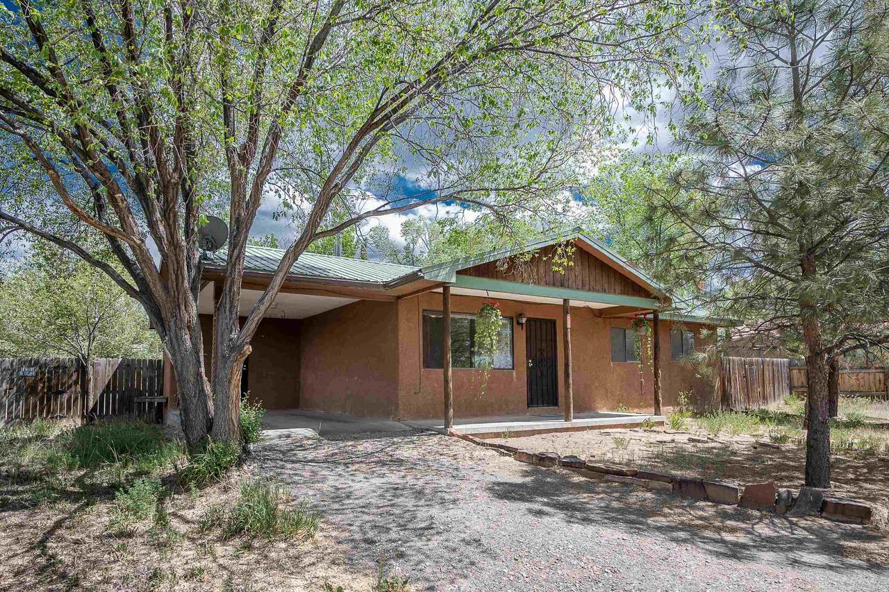 725 Salazar - Photo 1