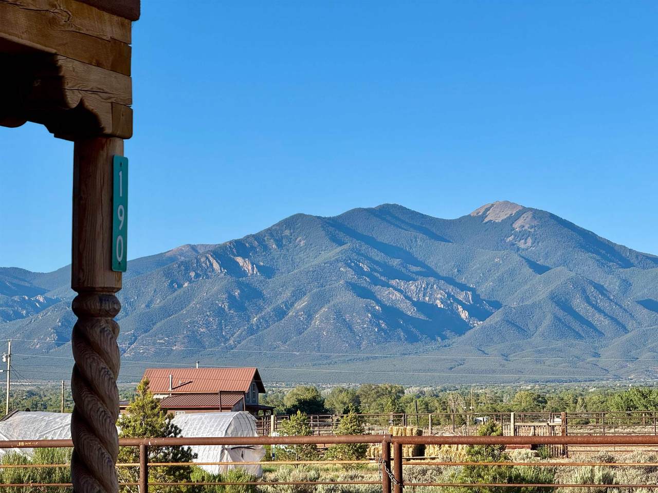 https://bt-photos.global.ssl.fastly.net/taos/1280_boomver_1_115178-2.jpg