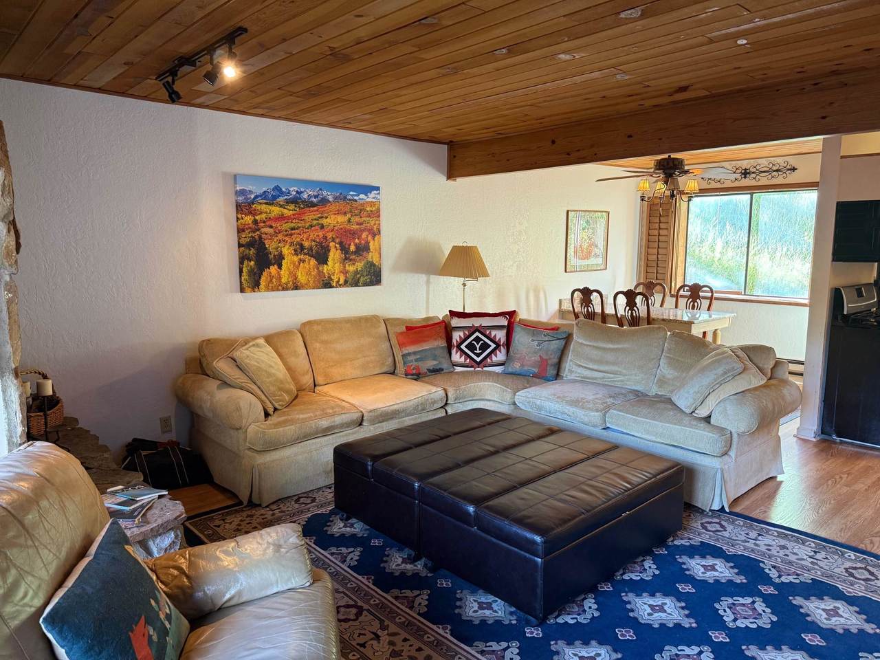 https://bt-photos.global.ssl.fastly.net/taos/1280_boomver_1_115230-2.jpg