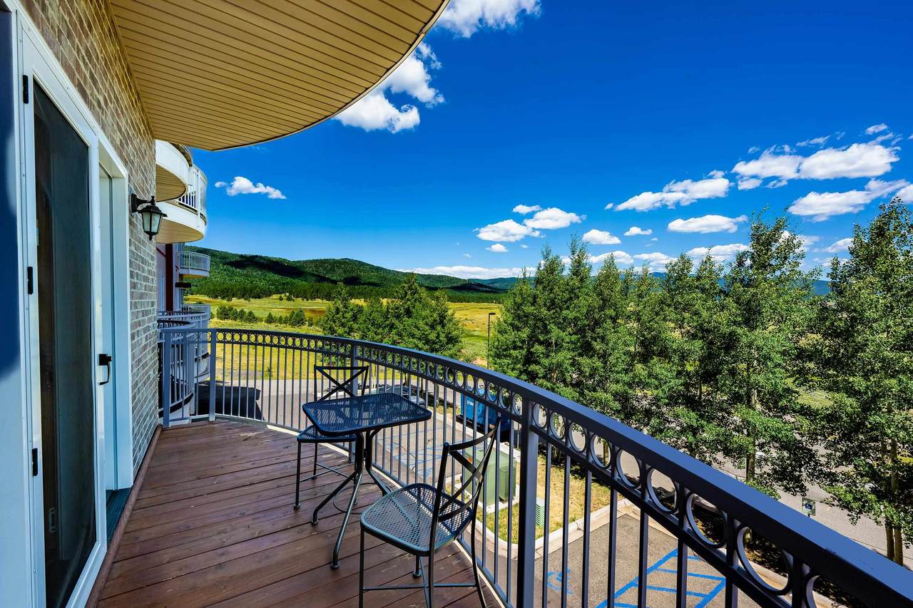 44 Sage Ln - Photo 1