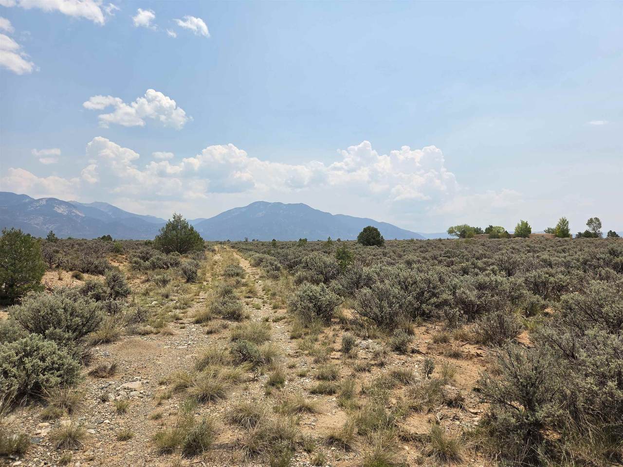 https://bt-photos.global.ssl.fastly.net/taos/1280_boomver_1_115380-2.jpg