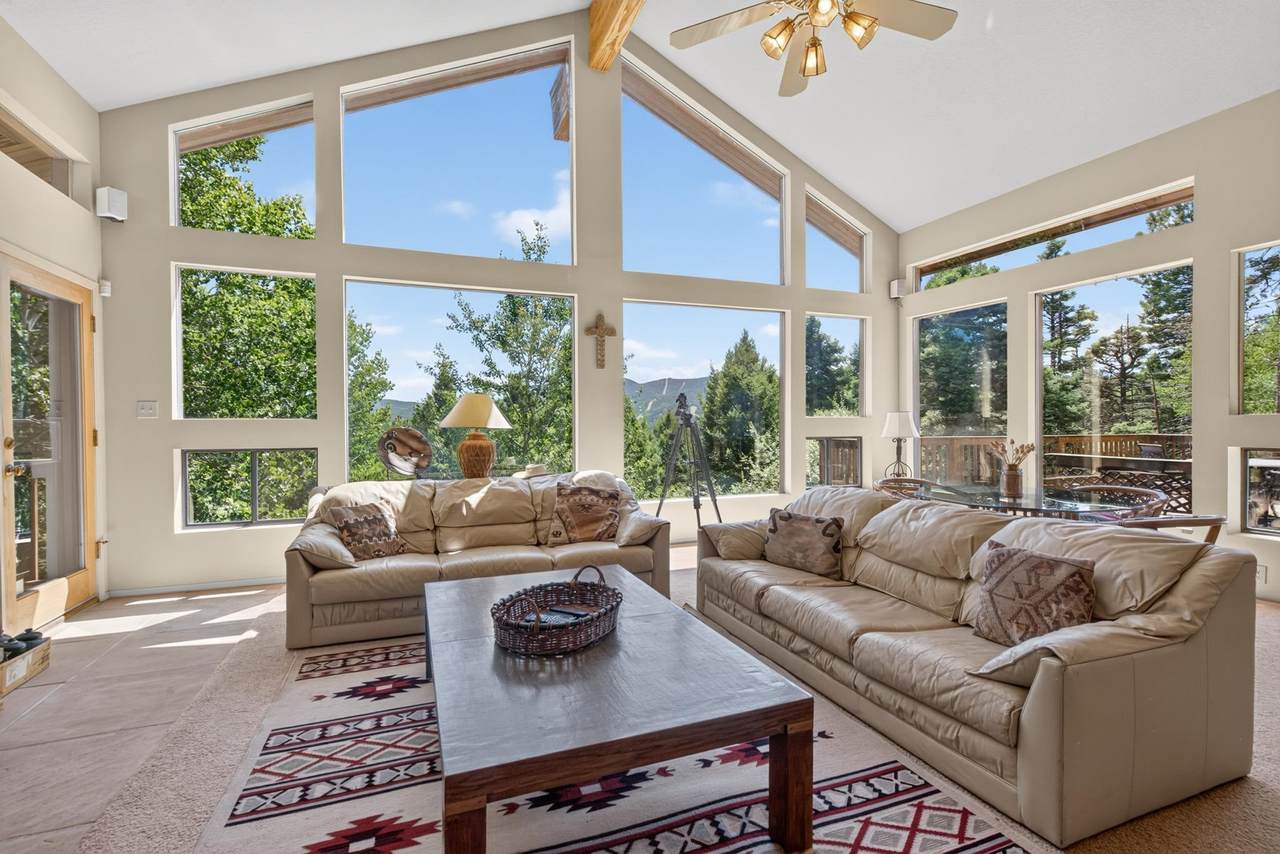 24 Buena Vista Drive - Photo 1