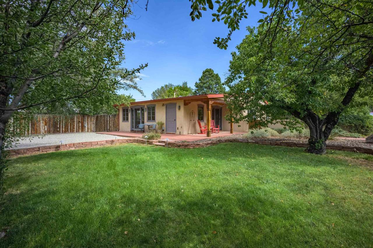 305 Guyora Lane - Photo 1