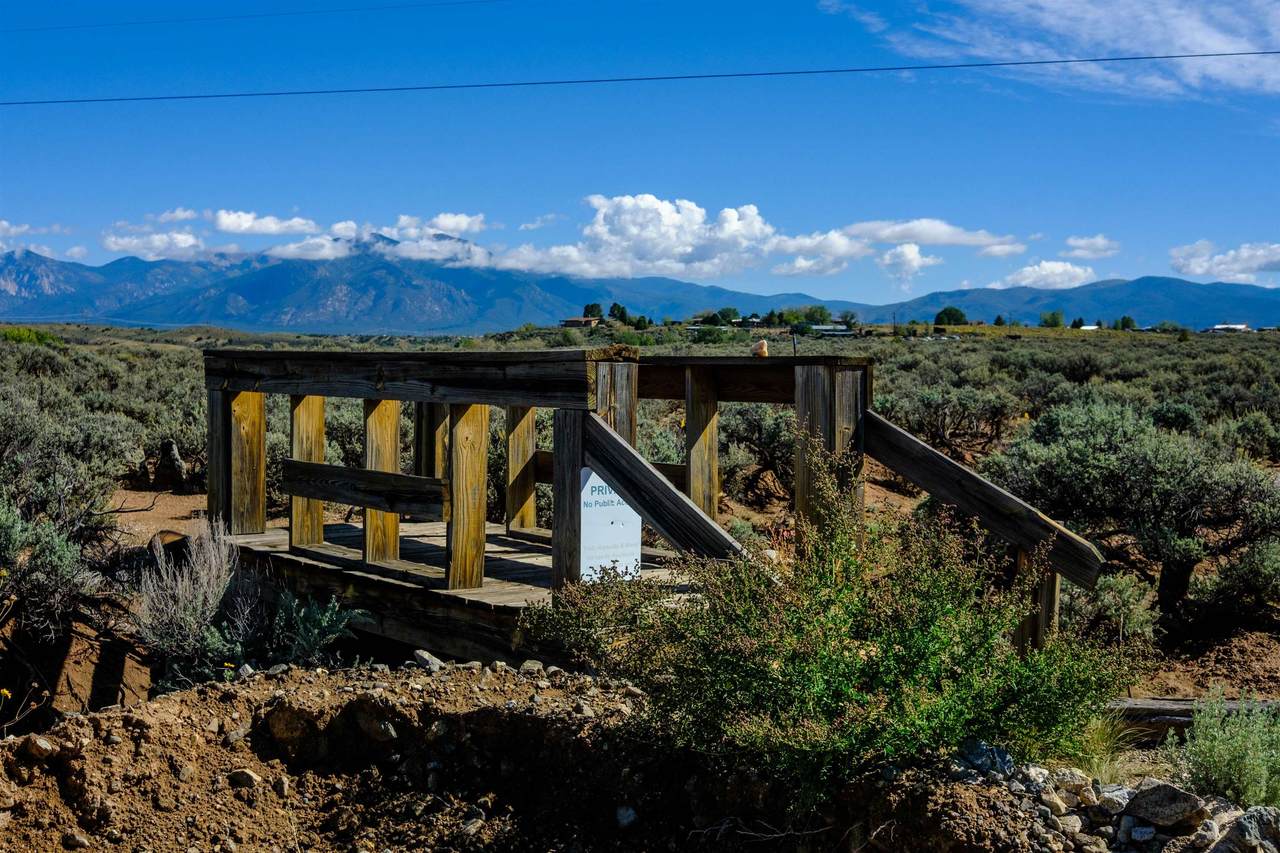 https://bt-photos.global.ssl.fastly.net/taos/1280_boomver_1_115701-2.jpg
