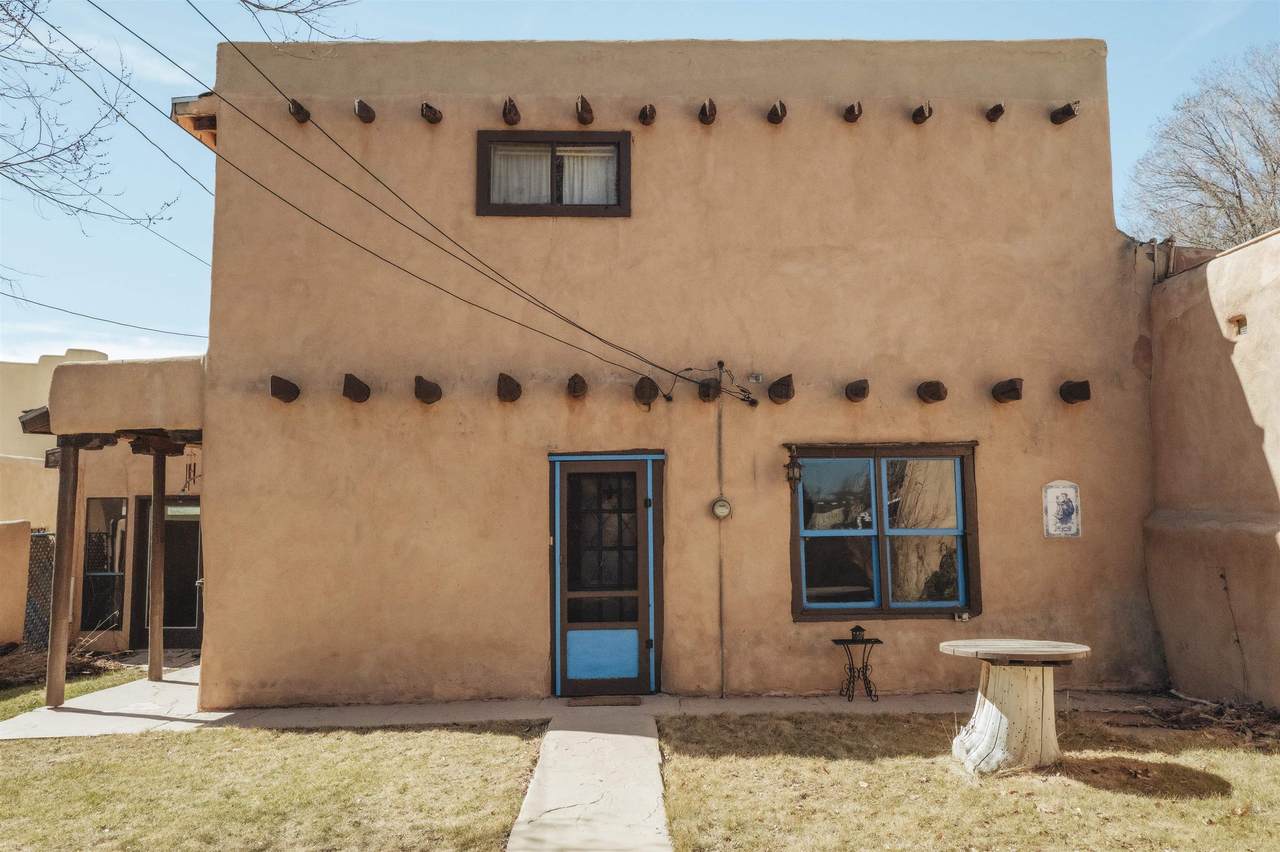 106 La Loma Plaza - Photo 1