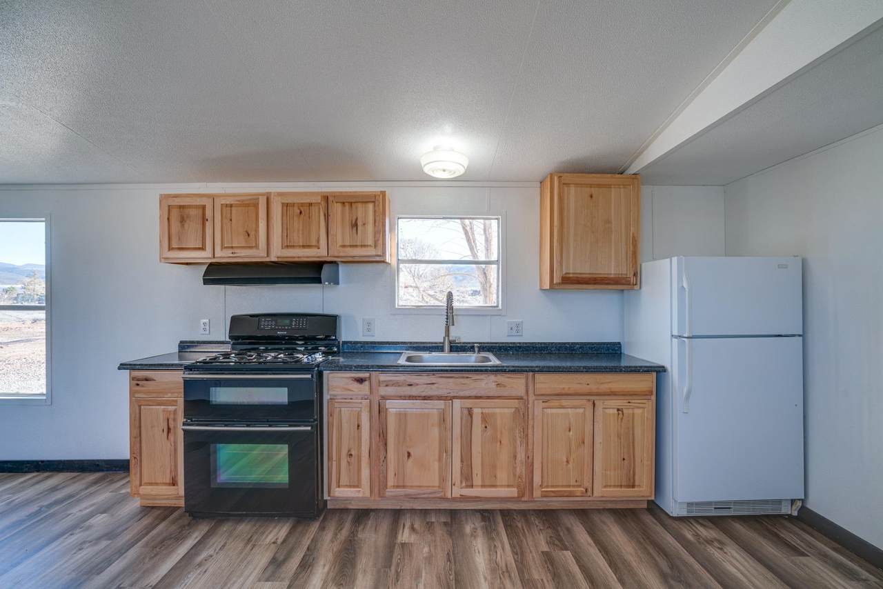 10B Amber Lane - Photo 1