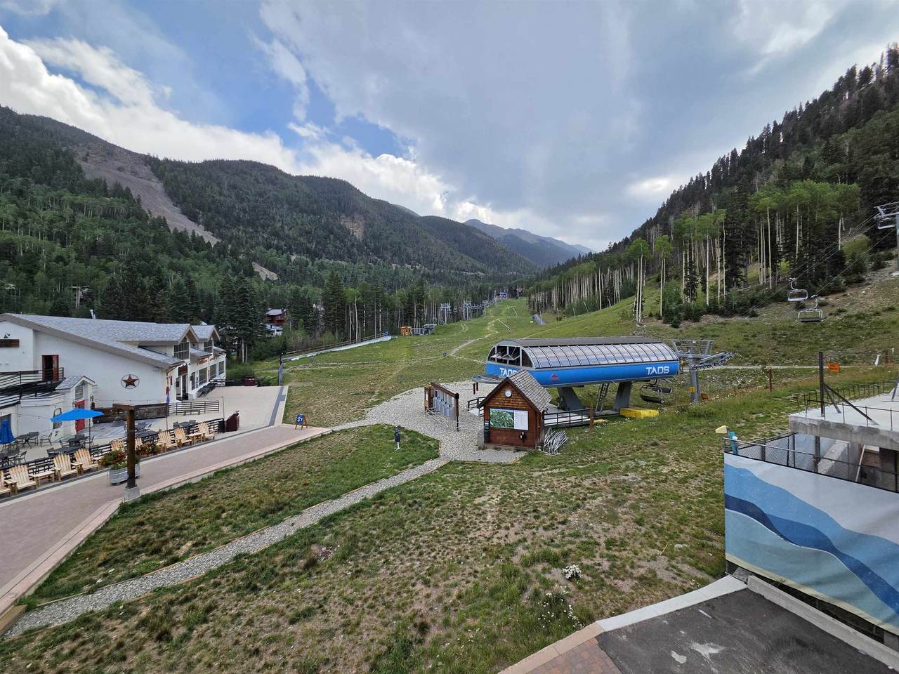 https://bt-photos.global.ssl.fastly.net/taos/1280_boomver_2_115527-2.jpg
