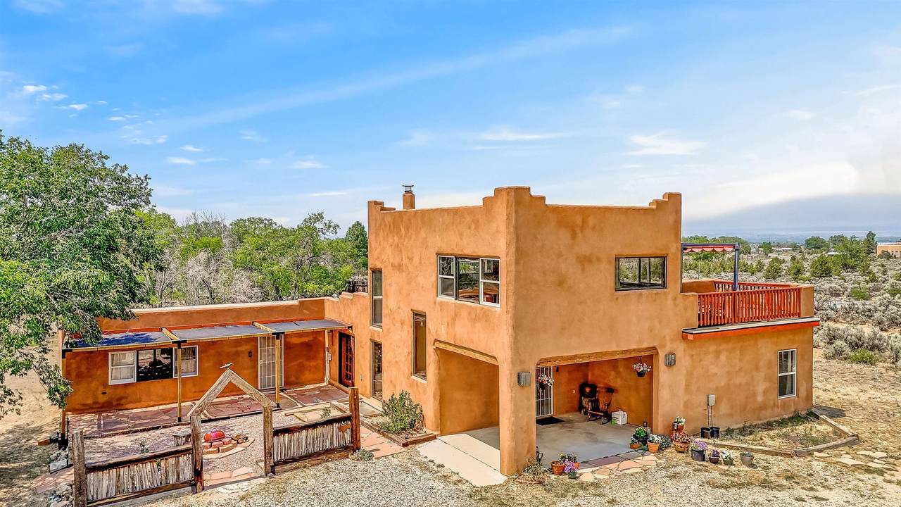 176 Maestas Rd - Photo 1