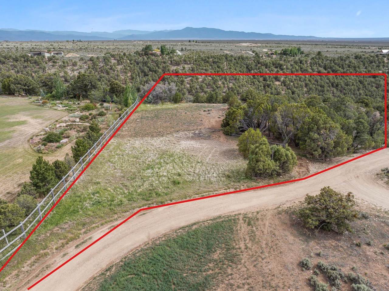  Vista Lejos 5 Plus Acres - Photo 1