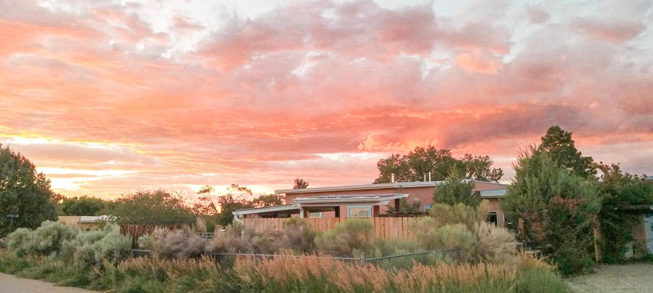 313 Adobe Road - Photo 1